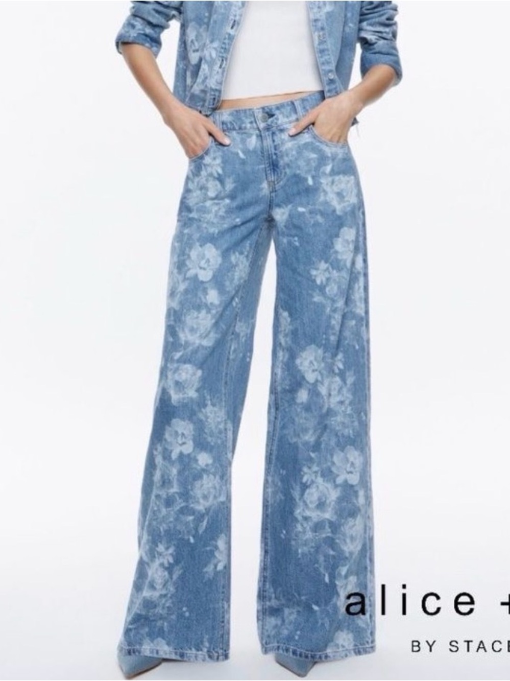 Alice + Olivia Blue Floral Wide-Leg Jeans